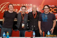 Foto Vertical Horizon