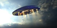 3 Benda Misterius Terbang di Langit, Penampakan UFO?