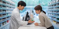 5 Rekomendasi Drama Korea Romantis tentang Apoteker yang Bikin Hati Meleleh