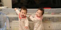 7 Arti Mimpi Melahirkan Anak Kembar, Benarkah Pertanda Keberuntungan Berlipat Ganda?