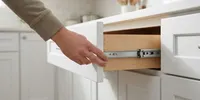 8 Cara Membuat Laci Tidak Berbunyi Keras saat Ditutup, Tak Perlu Langsung Ganti Furnitur