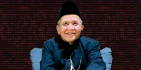 Aktor Legendaris Babe Otong Lalo Rilis 'Dodol Dodolipet', Resmi Merambah Dunia Musik