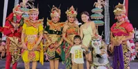 Anak Nathalie Holscher Adzam Tuai Pujian, Keberaniannya Jadi Sorotan Saat Dipanggil Langsung Anoman di Tari Kecak