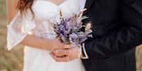 Apa Itu 'Lavender Marriage' yang Viral Dikaitkan Dengan Isu Pernikahan Pasangan Artis?