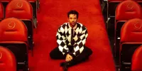 Arti dan Makna Lagu Home - Bruno Major, Tentang Defisini Rumah yang Lebih Dari Sekadar Fisik