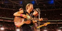 Arti dan Makna Lagu Sparks - Coldplay yang Menggambarkan Penyesalan dan Cinta yang Belum Usai