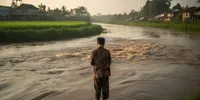 Arti Mimpi Melihat Air Sungai yang Keruh: Tafsir Psikologi, Spiritual, dan Primbon Jawa
