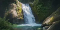 Arti Mimpi Melihat Air Terjun di Gunung: Makna dan Tafsir Lengkap
