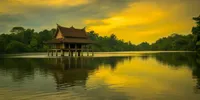 Arti Mimpi Rumah Dikelilingi Air: Tafsir Psikologi, Primbon Jawa, dan Islam