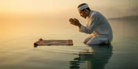 Arti Mimpi Sholat di Atas Air Menurut Islam, Tafsir Ulama, dan Maknanya