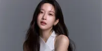 Aura Elegan Moon Ga Young di Foto Profil Terbaru