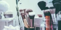 Cara Membersihkan Brush Makeup yang Benar agar Kulit Tetap Sehat dan Glowing