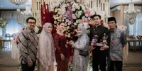 Dea Annisa Resmi Dilamar Mazaki, Cantik Berkebaya Merah