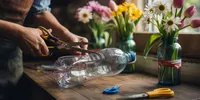 DIY Vas Bunga dari Botol Bekas, Ide Kreatif dan Cara Membuatnya yang Mudah