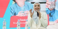 Jadi Ibu Tiga Anak, Zaskia Sungkar Percayakan Galon Le Minerale untuk Kebutuhan Keluarga