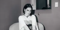 Kabar Bahagia, Jessie J Umumkan 'Cancer Free' Setelah Satu Tahun Berjuang