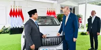Kerja Sama dengan Turki Berjalan Lancar, Prabowo Berpose Silat Sebagai Simbol Kepuasan