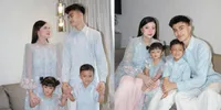 Kompaknya Keluarga Hanum Mega, Pakai Baju Seragam Dalam Potret Keluarga