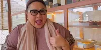 Nunung Kurangi Porsi Makanan di Warung, Sisanya Dibagikan ke Tukang Becak