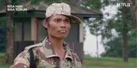 Peran Ikonik Diding Boneng di Film Warkop DKI 'BISA NAIK BISA TURUN', Jadi Komandan Satpam Gila