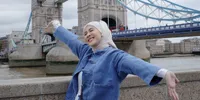 Potret Kesha Ratuliu Liburan di London, Pose Bareng Syifa Hadju di Big Ben