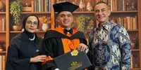 Putra Ferdy Hasan Raih Gelar Sarjana Terapan, Perjuangan Fasha Bikin Bangga