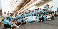 Ratusan Peserta dari 5 Kota Jatim Sukses Taklukan Surabaya Marathon 2026 Bareng Le Minerale Running Squad