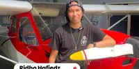 Ridho Slank Ultah ke-53, Terbangkan Pesawat Sendiri dari Bogor ke Pangandaran