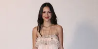 Rumor Kedekatan Olivia Rodrigo dengan Profesional Investasi Julian Croonenberghs