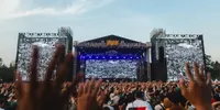 Viral Tantangan Hafalan Al Quran di Booth Miras, Brand Minta Maaf