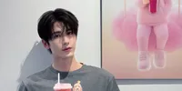 Zhang Linghe Lagi Live, Ngomong 'Apa Kabar' dan Bikin Fans Indonesia Heboh
