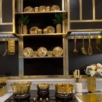 10 Potret Detail Dapur Baru Tasyi Athasyia, Super Mewah Berlapis Emas - Tetap Dihiasi dengan Lampu Gantung yang Cantik