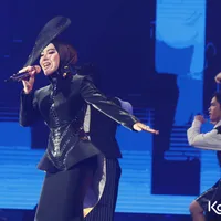 10 Potret Syahrini Kembali ke TV usai 6 Tahun Vakum, Lolos Kamera Wartawan? 