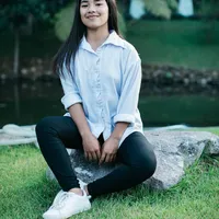 7 Potret Chetryn Peto, Kakak Kandung Betrand Peto yang Cantik & Juga Bersuara Merdu