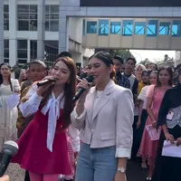 7 Potret Lady Rara Jadi Juri Audisi Offline Dangdut Academy 8