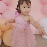 7 Potret Ulang Tahun Pertama Chloe Putri Asmirandah, Super Cute dengan Nuansa Pink - Meriah Banget Sampai Ganti Baju Tiga Kali