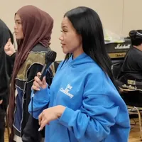 7 Potret Yura Yunita Latihan Bareng 'The Catch Up Club' untuk Tampil di Java Jazz, Kompak Banget