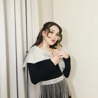 8 Potret Ayu Ting Ting Tampil Berkelas Saat Manggung di Bandung, Netizen Sampai Lupa Kalau Aslinya Pedangdut Karena Sering Melawak