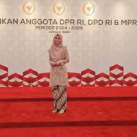 8 Potret Jihan Fahira yang Kini Jadi Anggota DPRD, Begini Serangkaian Aktivitasnya