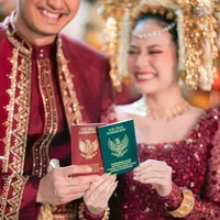 8 Potret Pernikahan Hanggini dan Luthfi Aulia, dari Akad Hingga Resepsi - Pengantin Wanita Bikin Pangling!