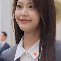 Carmen Hearts2Hearts ke Blue House, Debut di Akun Resmi Presiden Lee Jae Myung