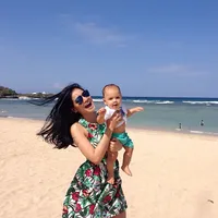[Foto] Ajaib, Ini Bukti Titi Kamal Tak Bisa Menua 