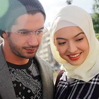 Deretan Aktris Cantik yang Pernah Digosipkan Dekat dengan Reza Rahadian, Sampai yang Terbaru Prilly Latuconsina!