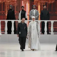Deretan Selebriti Ramaikan Fashion Show Zaskia & Shireen Sungkar, Mulai Omesh Hingga Natasha Rizky