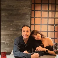 Ello-Cindy Maria Rayakan Wedding Anniversary yang ke-4: Upgrade Cincin Kawin