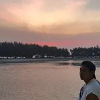 Felicya Angelista & Caesar Hito Nikmati Sunrise di Kepulauan Seribu Bareng Anak 