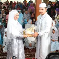 FOTO: Prosesi Pernikahan Anak ke-3 Aa Gym, Cantik Nan Bahagia