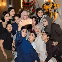 Geng Cendol Arisan Lagi, Baby Bump Zaskia Sungkar Kian Besar - Ririn Ekawati Datang Telat