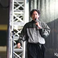 Hindia Sukses Tutup KLBB 2026 Day 1, Ribuan Penonton 'Sing Along'