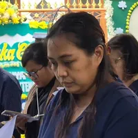 Istri Mendiang Temon Ungkap Cara Obati Rindu, Mae Nyanyikan Lagu Kenangan hingga Tidur di Bantalnya